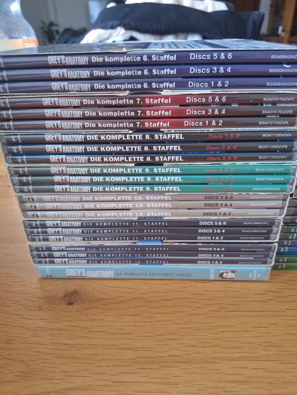 Tutti i DVDs: Grey's Anatomy Staffeln 1-13 – Usato da Wanzwil venduto da chlinih93 2