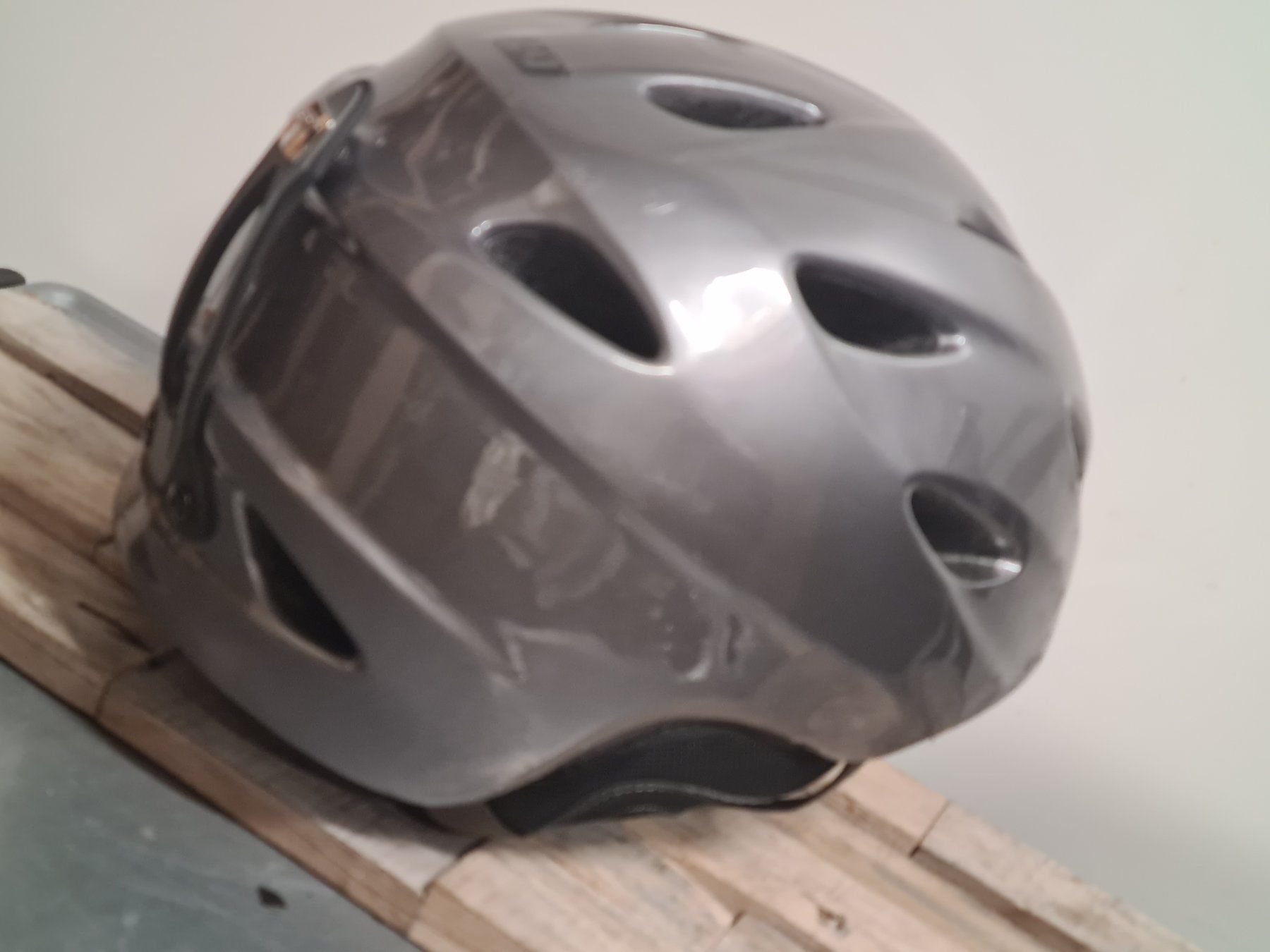Giro Caschi: Skihelm Marke Giro – Usato da Amriswil venduto da used2use 1