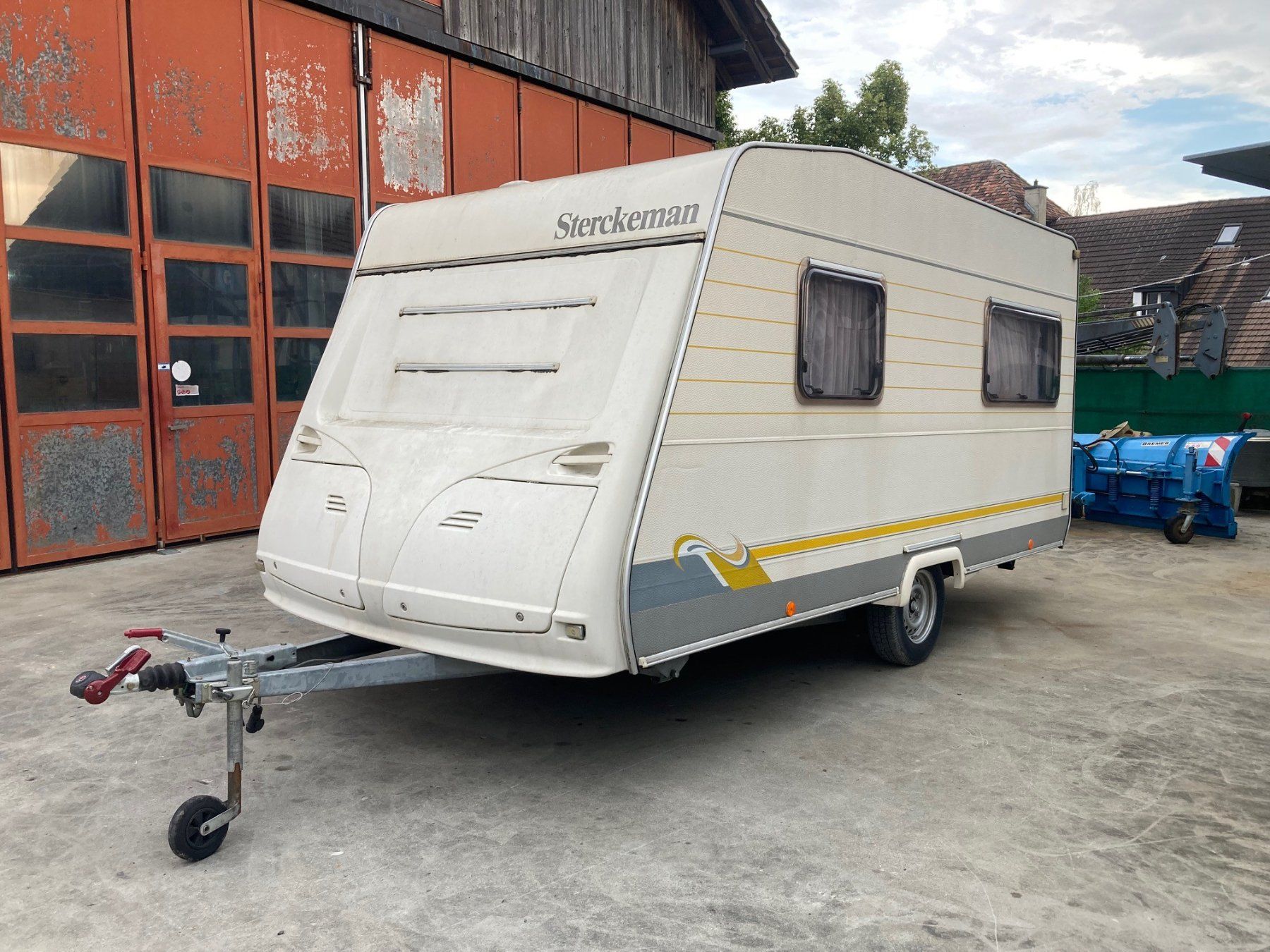 Anhänger: Wohnwagen Sterckeman 430 CP – Defekt aus Hüttwilen von atv856