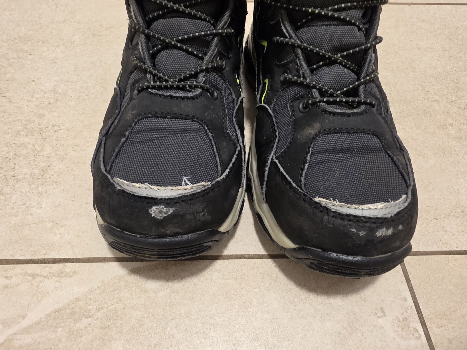 Scarpe per ragazzi: Winterschuh gr 33/34 – Usato da Rümlang venduto da Franny93 2