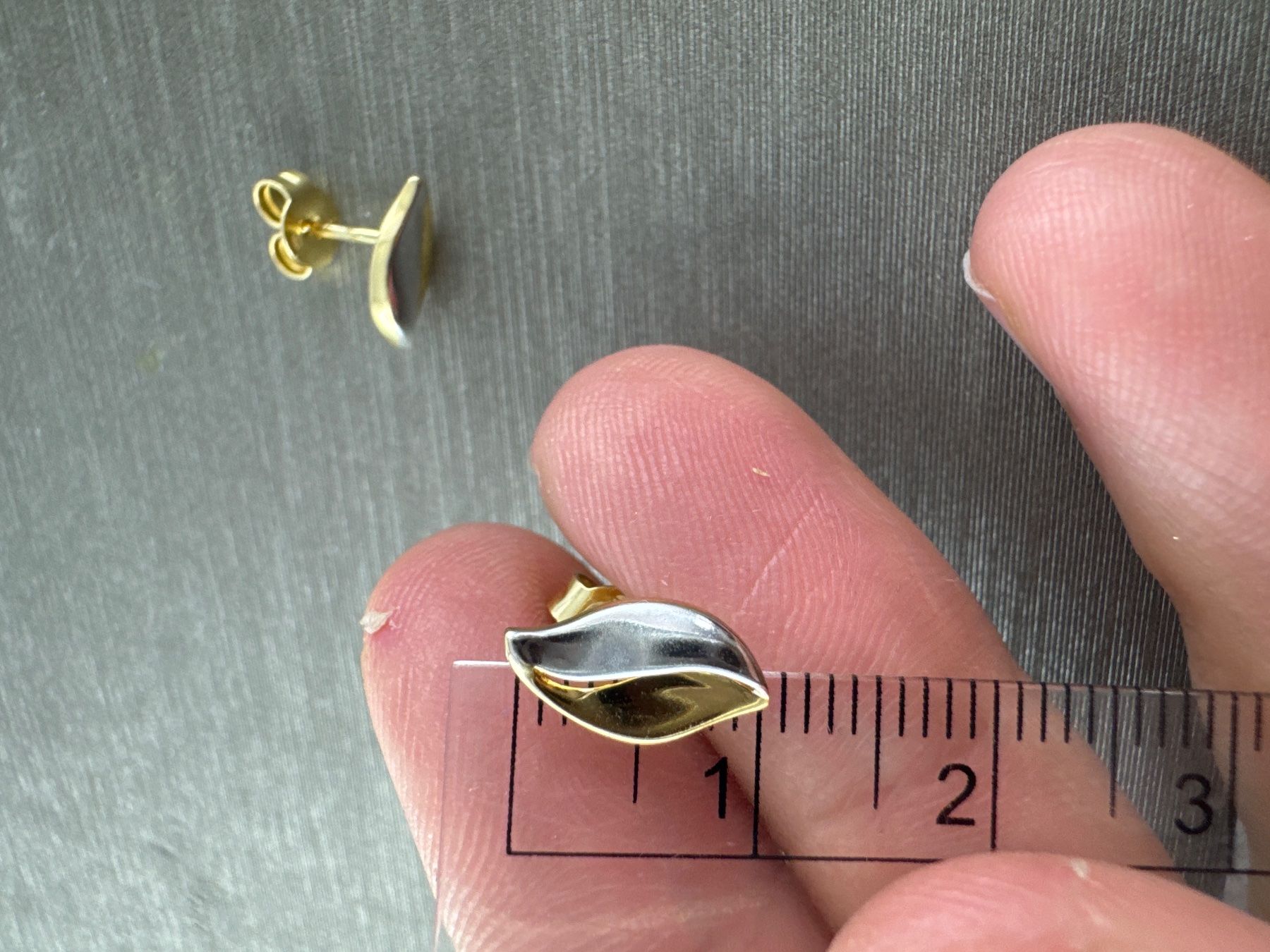 Ohrringe & -stecker: Ohrstecker 750 Gold – Gebraucht aus Niederuzwil von leo_8857 4