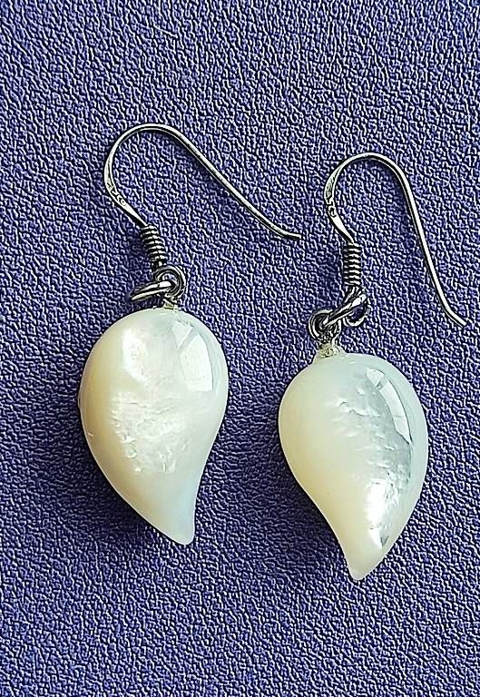 Orecchini pendenti & Orecchini a lobo: Ohrringe mit Träne aus Perlmutt mit 925 Silber – Nuovo e nell'imballaggio originale da Ebnat-Kappel venduto da Zearara 3