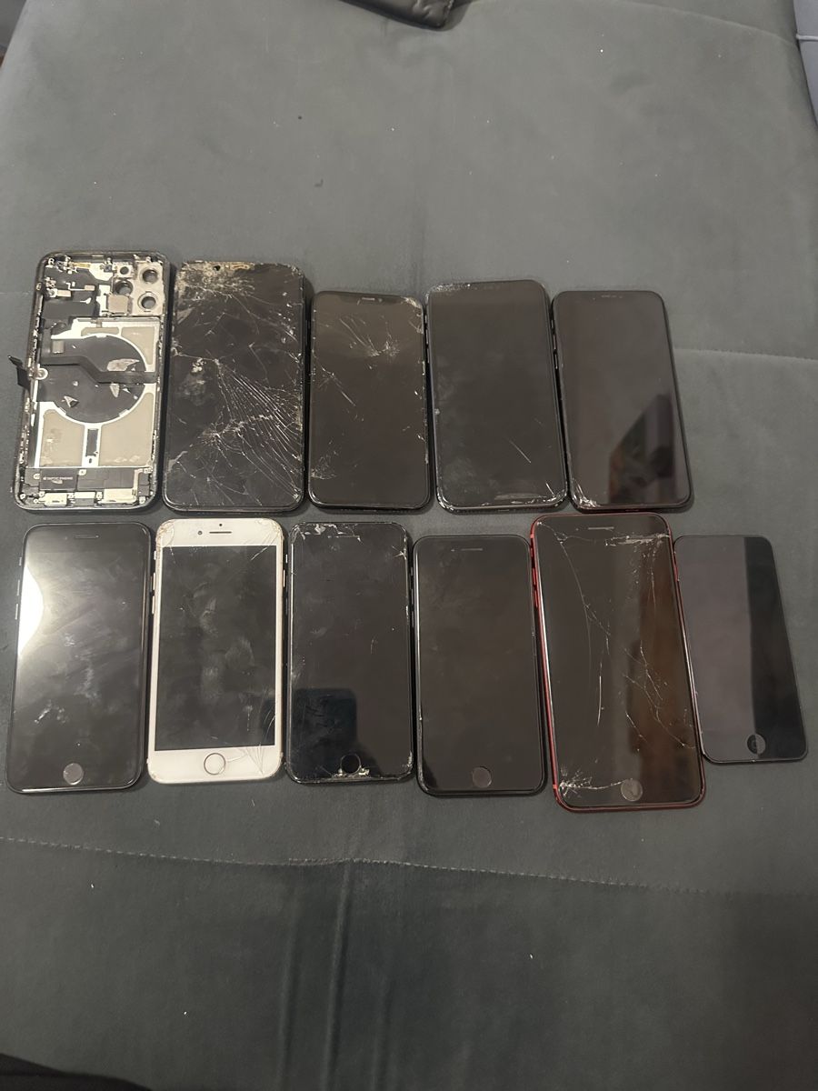 Apple Telefoni cellulari / Smartphones: iPhone pour pièces  – Difettoso da Lausanne venduto da ram_77s8