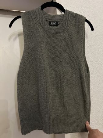 ONLY Knitted Vest, size S, olive green, autumn style