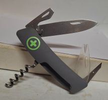 Taschenmesser Sackmesser Couteau Knive SWIZA Zeckenentferner