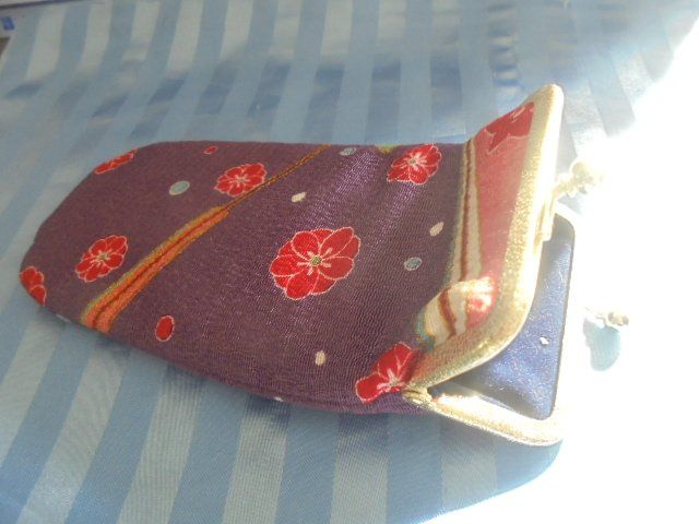 Autres vêtements & accessoires: Brillenetui mit Blumen – Neuf (Voir description) à Hinwil par Glasperlen 4