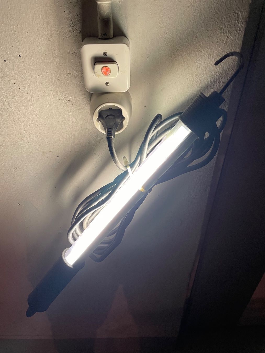 Lampade: Stablampe – Usato da Ostermundigen venduto da Master05 1