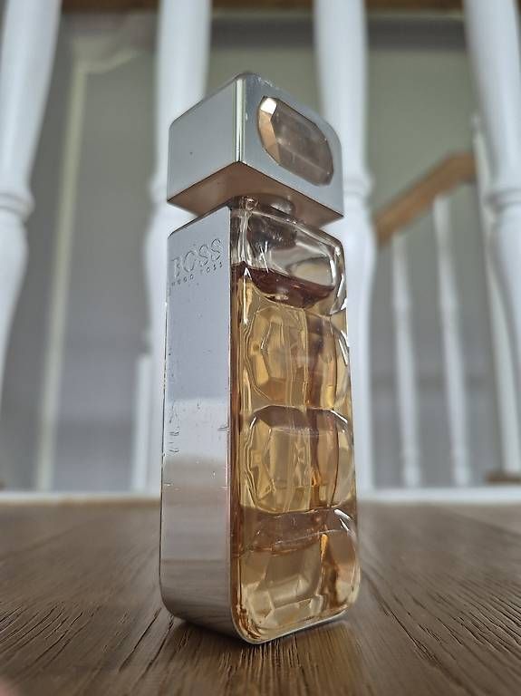 Profumi & Eau de Toilette: Boss Orange Parfum 30 ml Flakon – Usato da Gähwil venduto da MaxNora