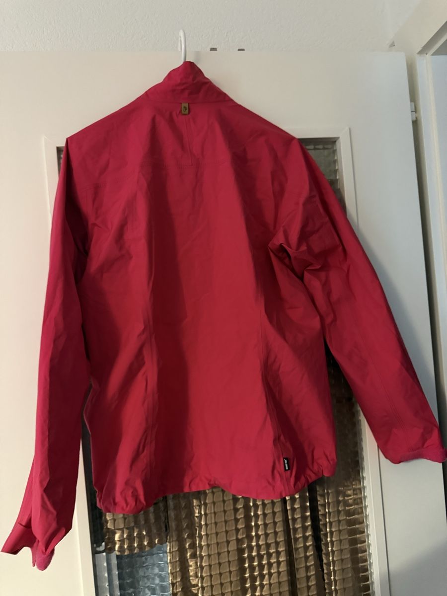 Peak Performance Giacche: Peak Performance - Veste Coupe-Vent - Taille M – Usato da Belmont-Lausanne venduto da Michelle_Srdr_ 1