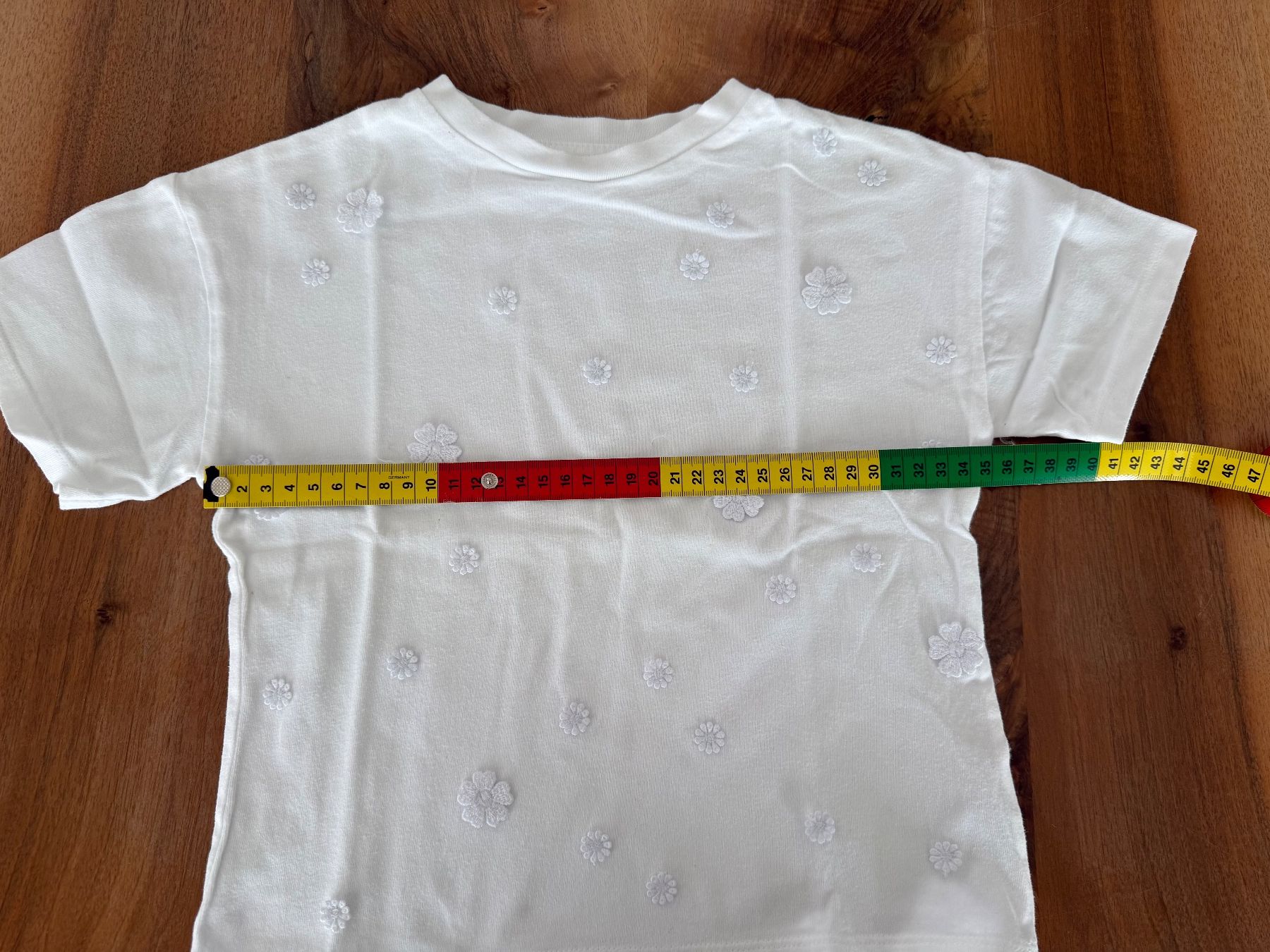 Next Camicette, T-shirt & Top: T-Shirt von Next, Grösse 104 – Usato da Haslen AI venduto da s176 4