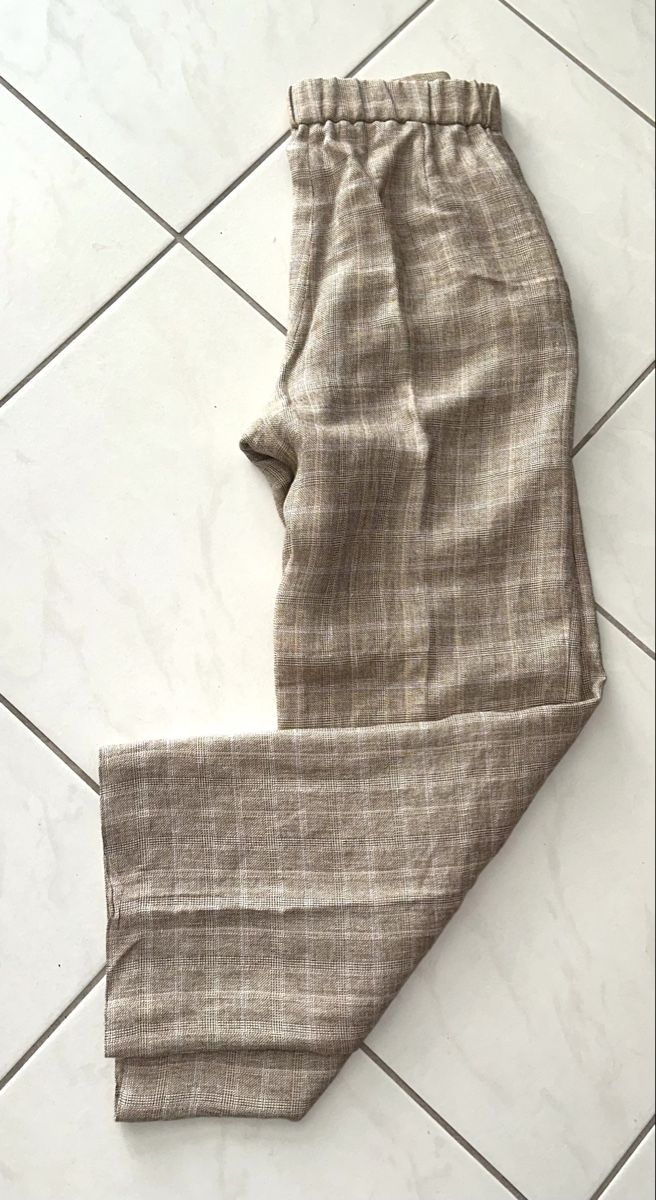 Maje Hosen: MAJE HOSE GR. 38 Leinen  – Gebraucht aus Unteraegeri von MH203 4