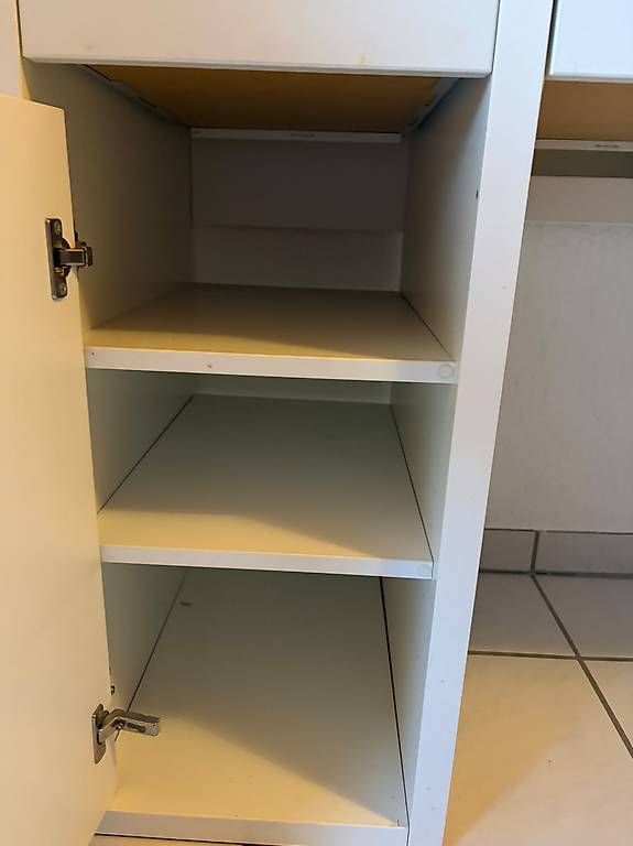 Bureaux: Schreibtisch  – D'occasion à Goldswil par Sandra7319 2