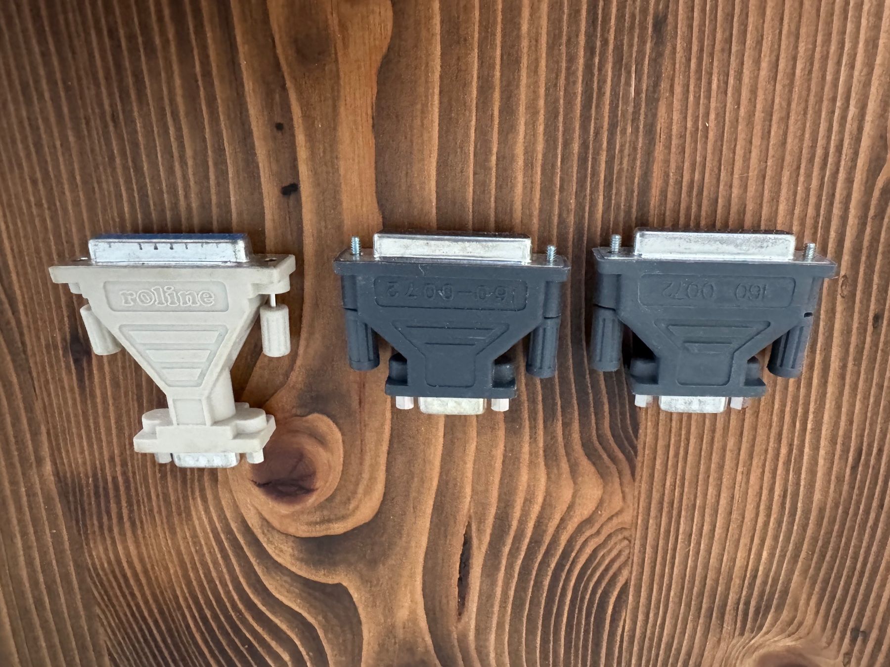 Unità & Adattatore: 3x Roline Stecker/Adapter, 9-Pin, 25-Pin - Serial – Usato da Arisdorf venduto da imbeck