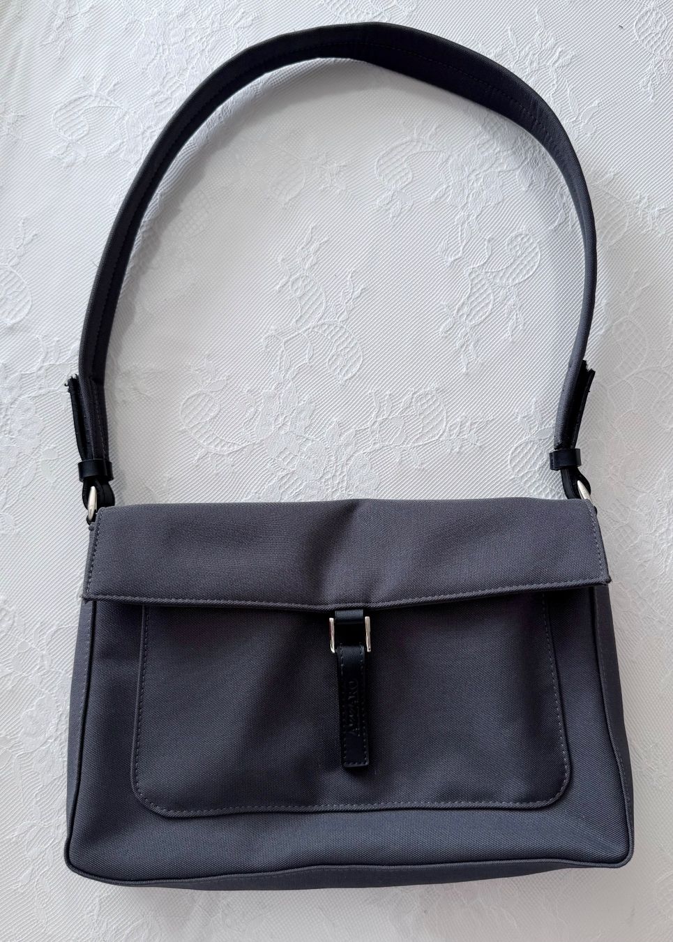 Taschen für Damen: Borsa Azzaro grigio antracite – Gebraucht aus Breganzona von mas_tv72 1