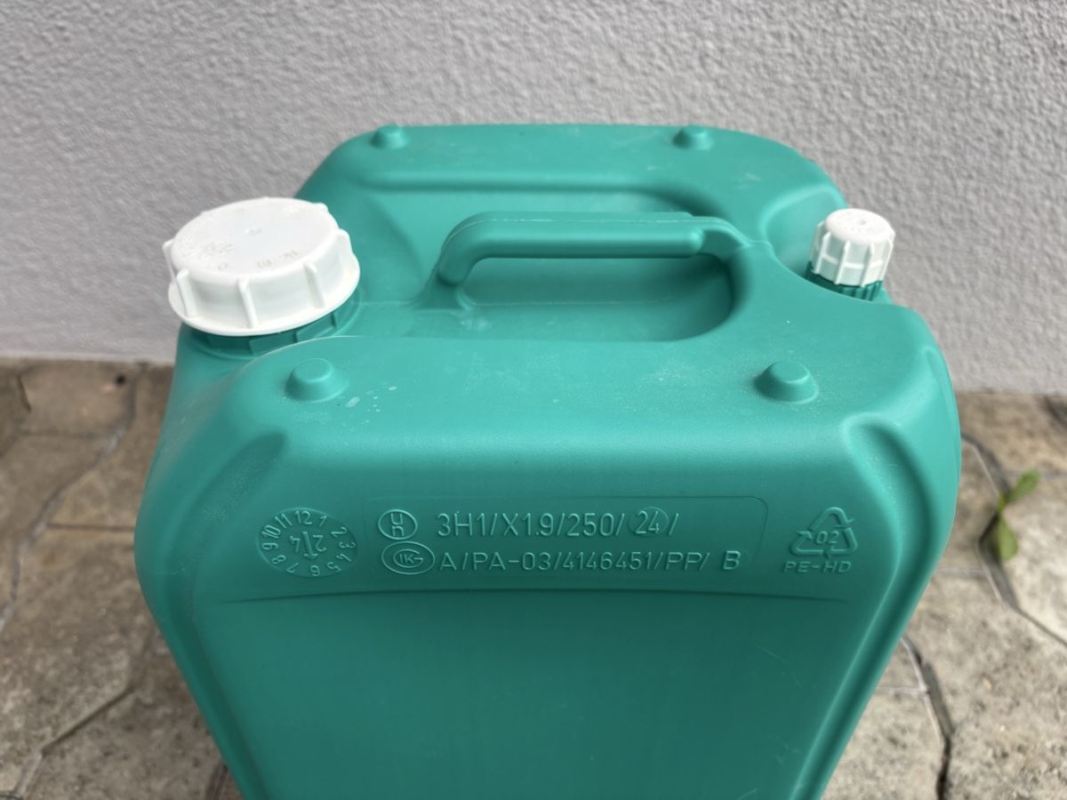 Accessori per altri veicoli: Kanister 20 Liter – Usato da Jonschwil venduto da Lambo5000 2