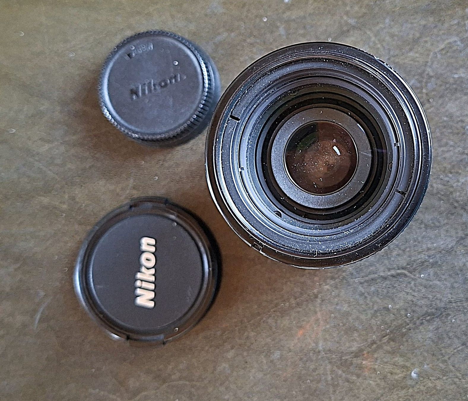 Nikkor Obiettivi: Nikon Objektive 70 - 210 mm und 28 mm – Usato da Bitsch venduto da andart 2