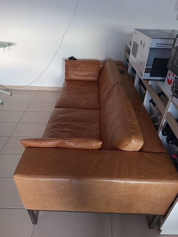 Divani: Divano in pelle marrone/cognac – Usato da Chiasso venduto da dan_pfr5 1