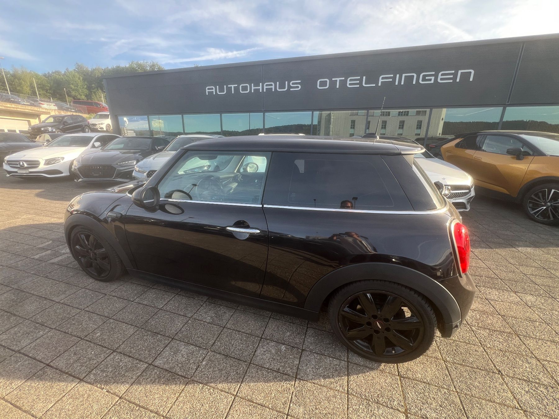 Mini Autos: MINI Cooper – D'occasion à Otelfingen par hof74