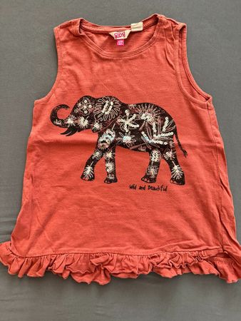 Neuwertig: Schönes T-Shirt mit Elefant, Gr. 128