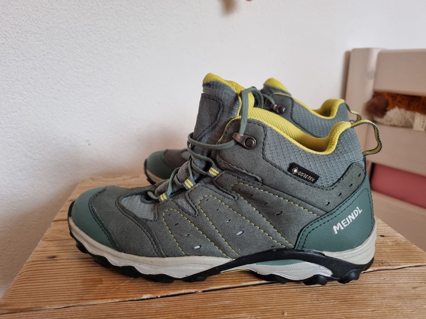 Meindl Schuhe für Jungen: Neu Meindl Wanderschuhe, 36 – Neu (gemäss Beschreibung) aus Jonen von Balzli01 1