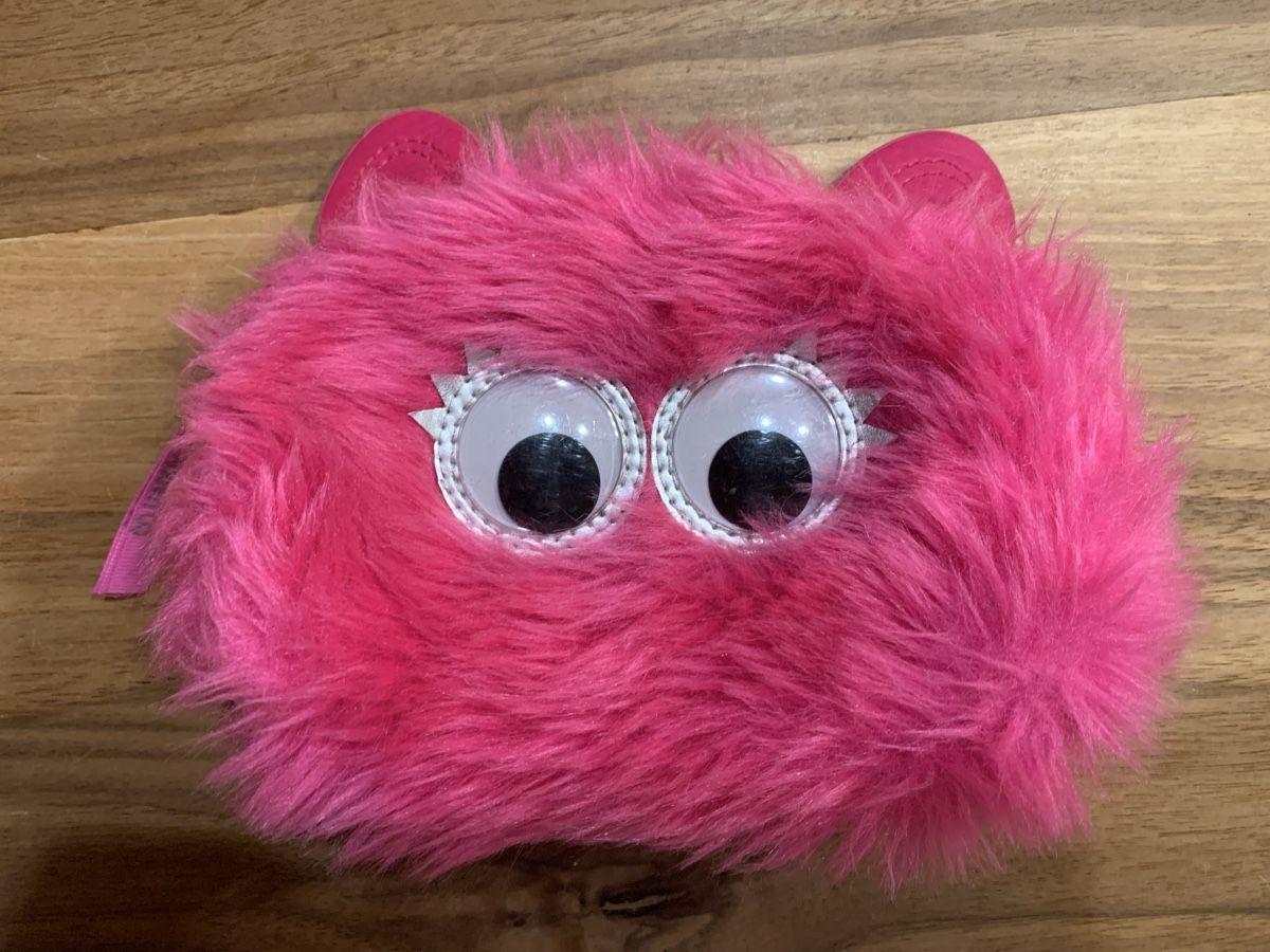 Borse & Zaini: TOPMODEL Flauschi-Etui / Monster-Täschli pink – Usato da Winterthur venduto da amapola
