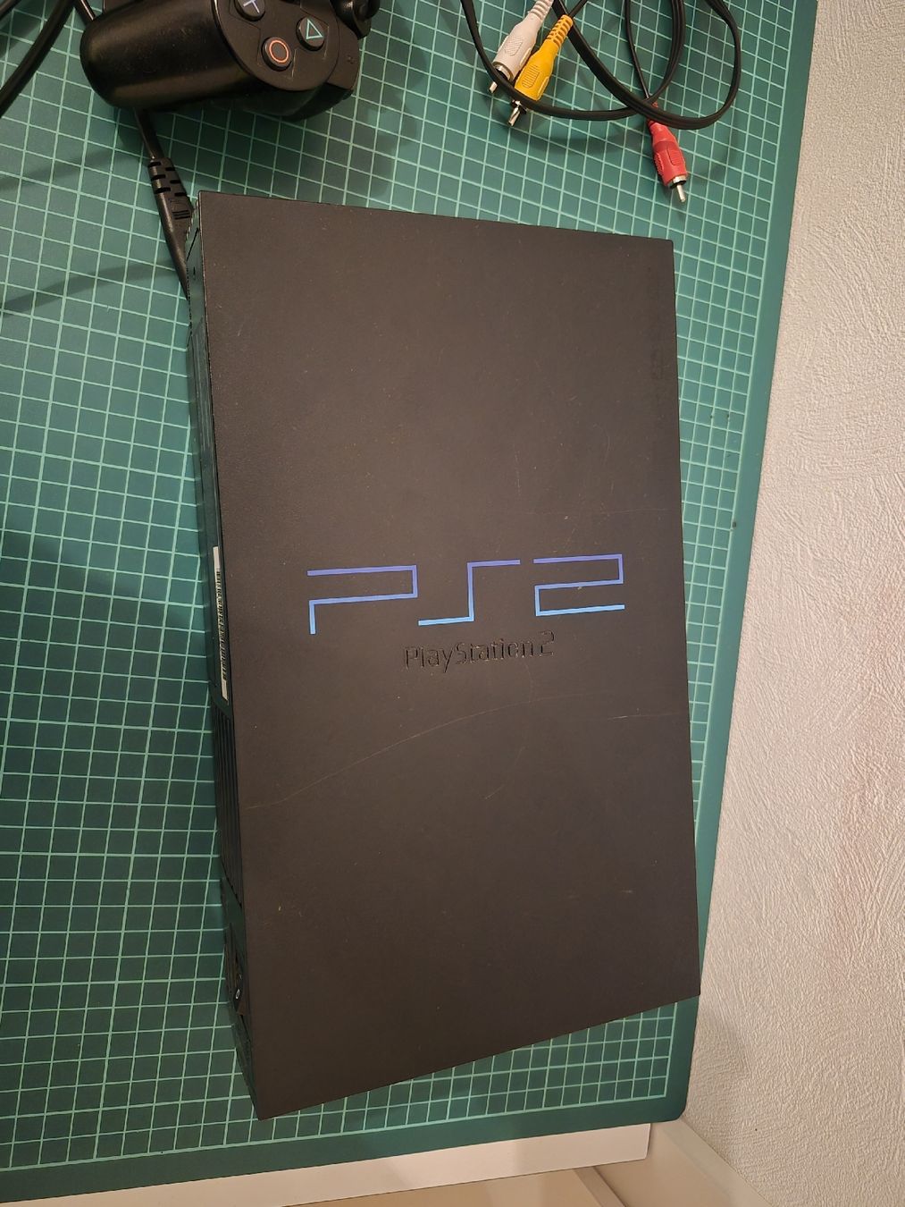Sony Console: PlayStation 2 (PS2) Console - Bundle, Tested & Working! (57) – Usato da Meyrin venduto da Retro-GZ 6