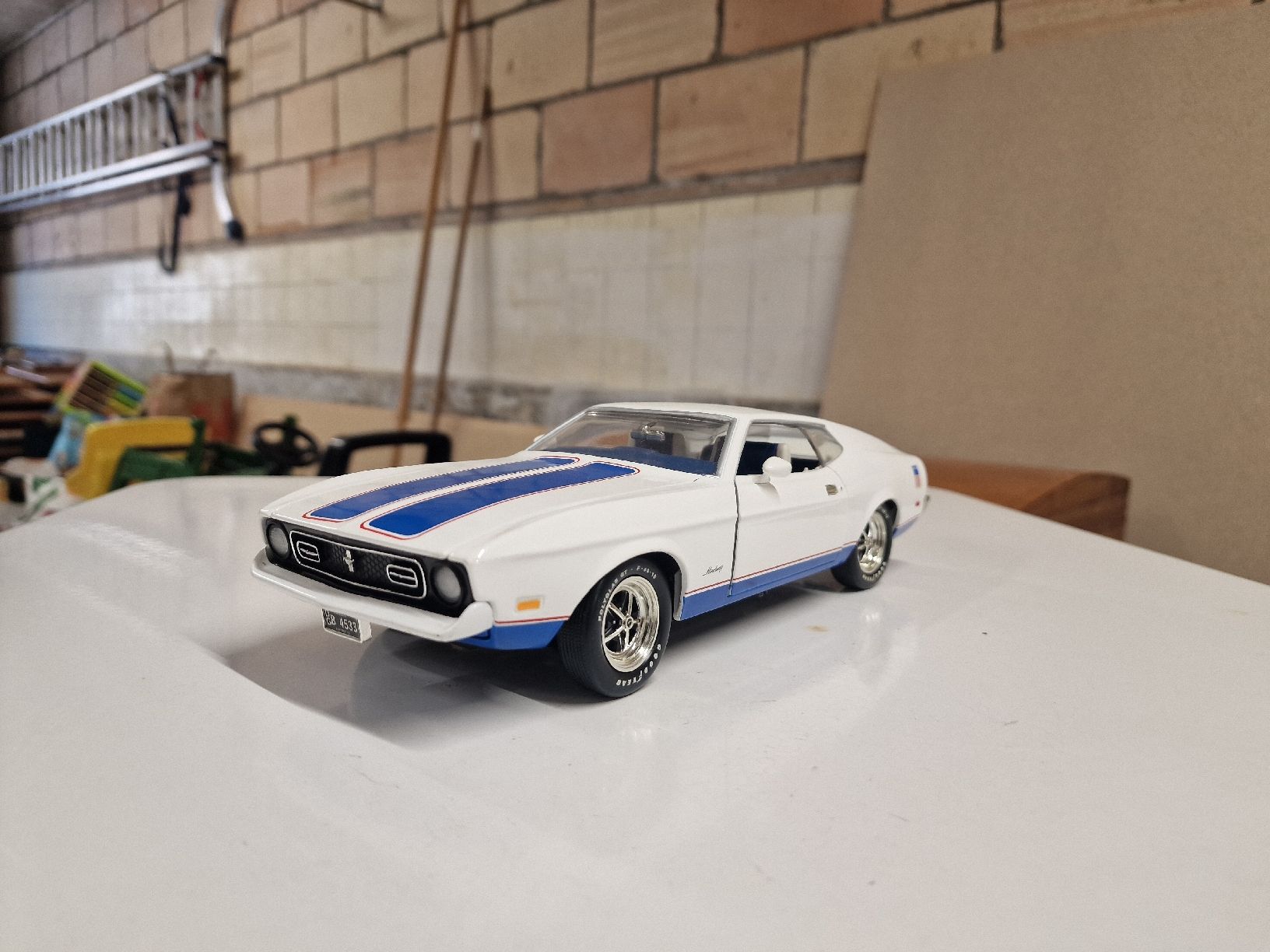 Ford Modellini d'auto: Ford Mustang 1971 von AutoWorld – Nuovo (secondo la descrizione) da Alberswil venduto da R21Turbo