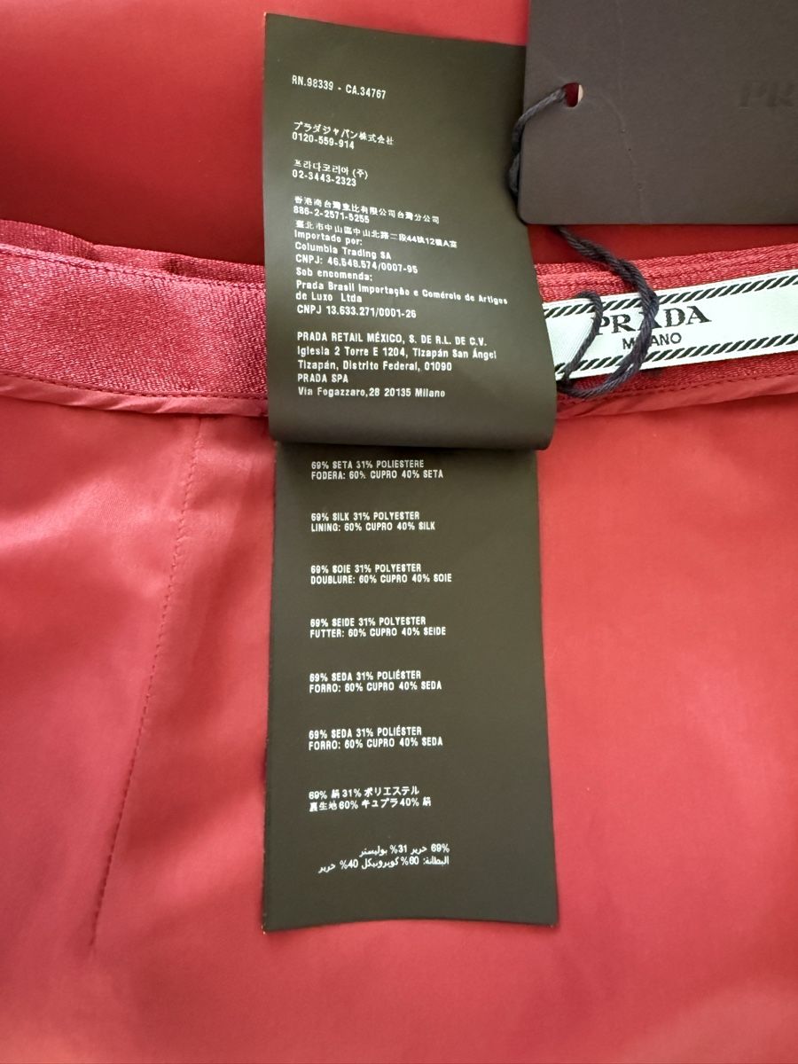 Prada Gonne: Prada Rock Grösse IT40 Seide neu mit Etikett – Nuovo e nell'imballaggio originale da Adliswil venduto da mun_k9pf 3
