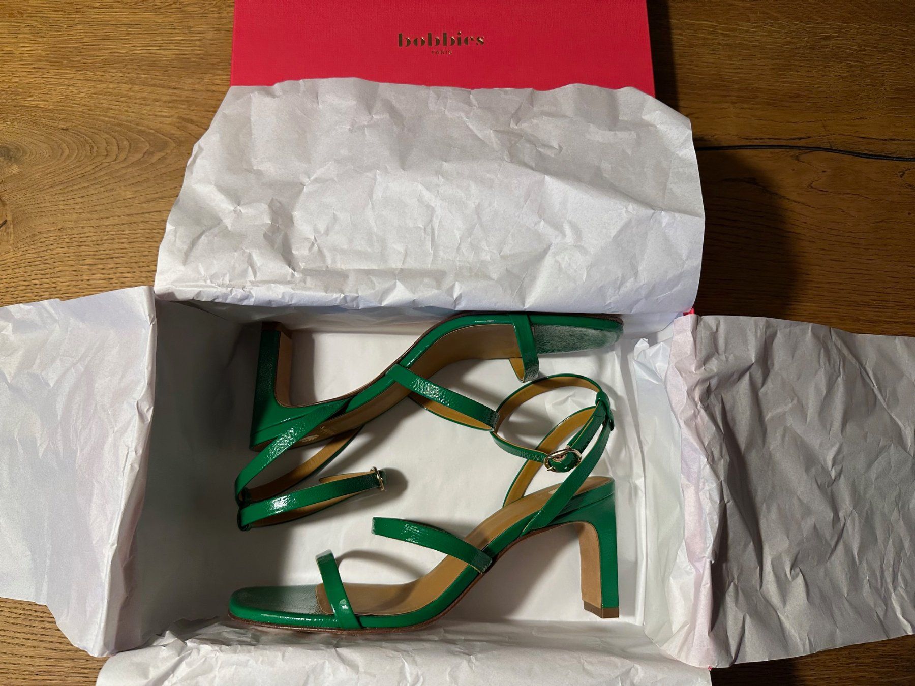 Bobbies Scarpe da donna: Bobbies Pumps, Grün Lackleder Gr. 38 – Usato da Zürich venduto da thw_bp9v 2