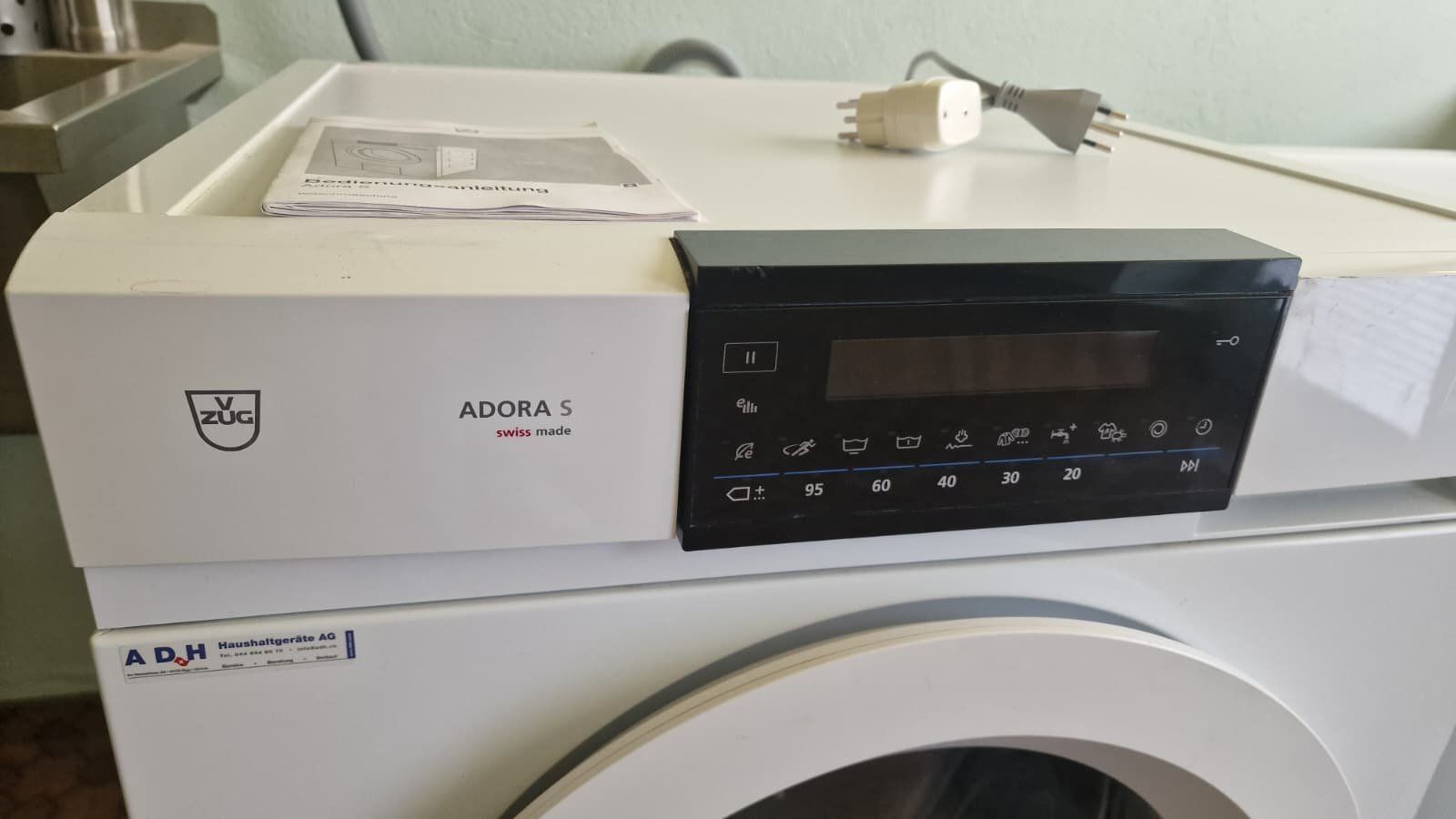 Lavatrici: V-Zug Adora S Waschmaschine – Usato da Illnau venduto da online-kuechen 4