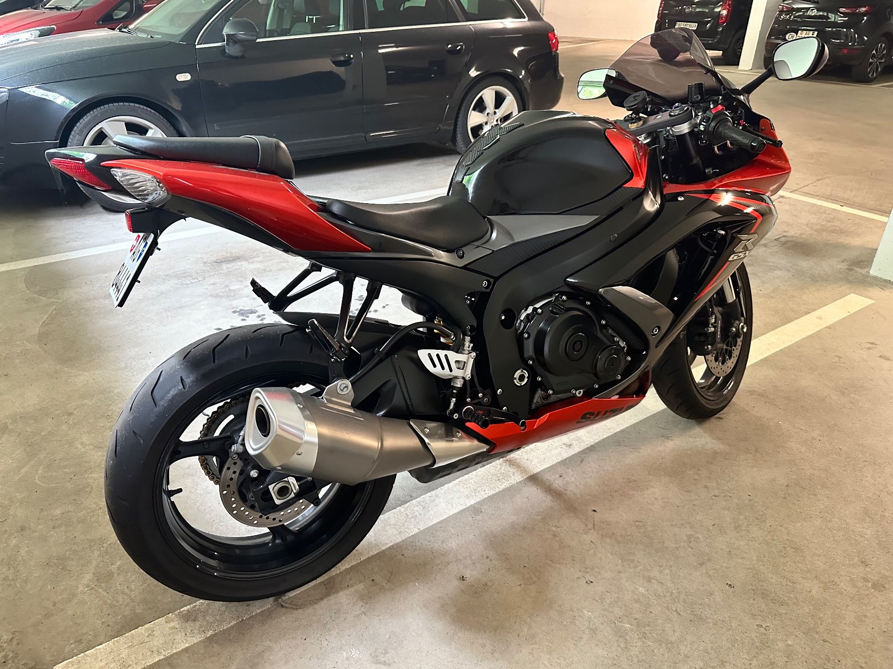 Suzuki Strada: SUZUKI GSX-R750 K8 – Usato da Rheinfelden venduto da Raphael_3879 2