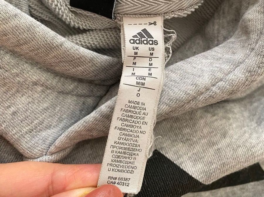 Adidas Maglioni & Felpe: Adidas M hell-grau Sweater Pullover Hoodie mit Kapuze – Usato da Zürich venduto da Gamecards 4