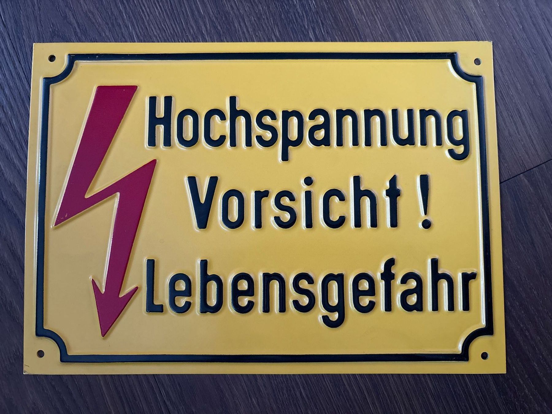 Schilder: Hochspannungsschild Deutsche Bahn – Neu (gemäss Beschreibung) aus Richterswil von Smartprize