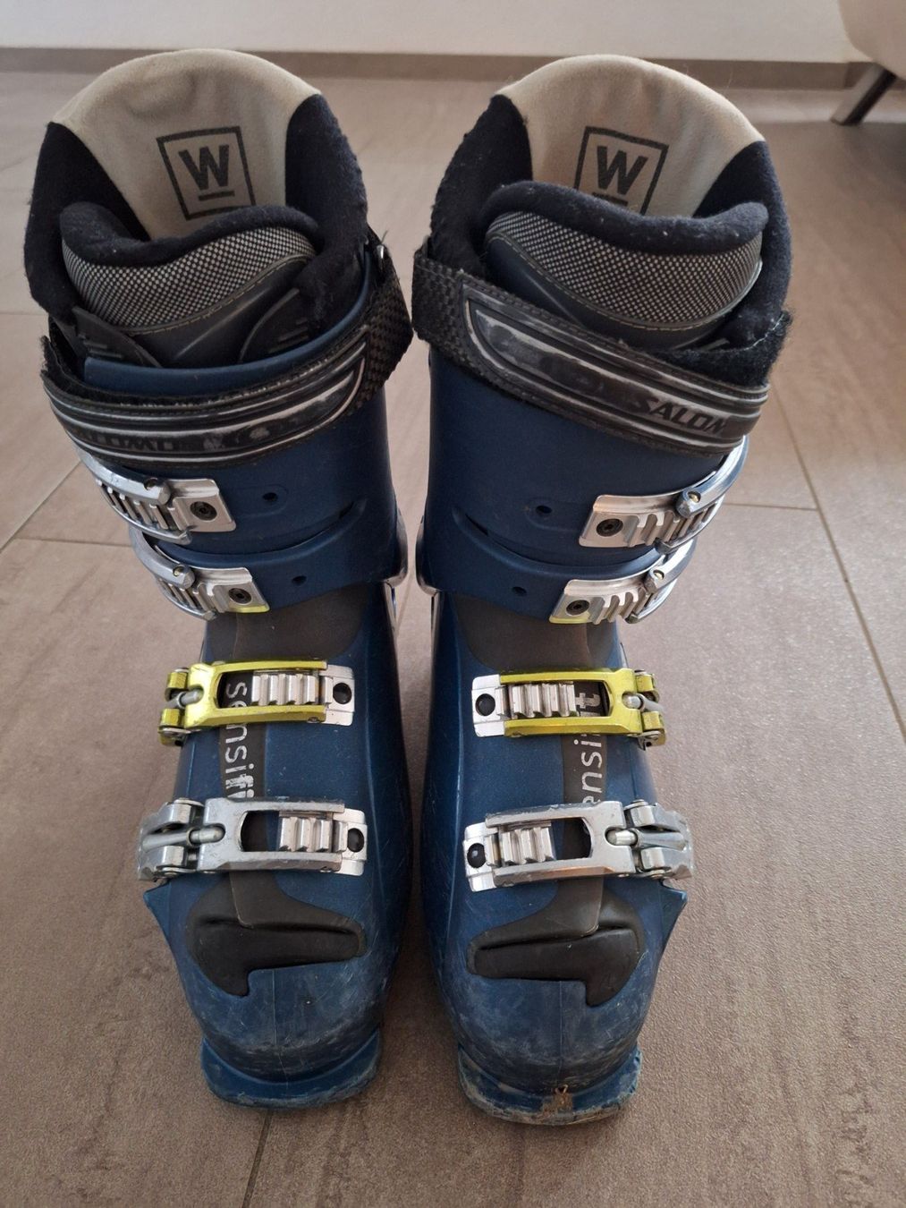 Salomon Scarpe da uomo: Skischuhe Junioren Gr. 25-25.5 – Usato da Wilen b. Wil venduto da max140