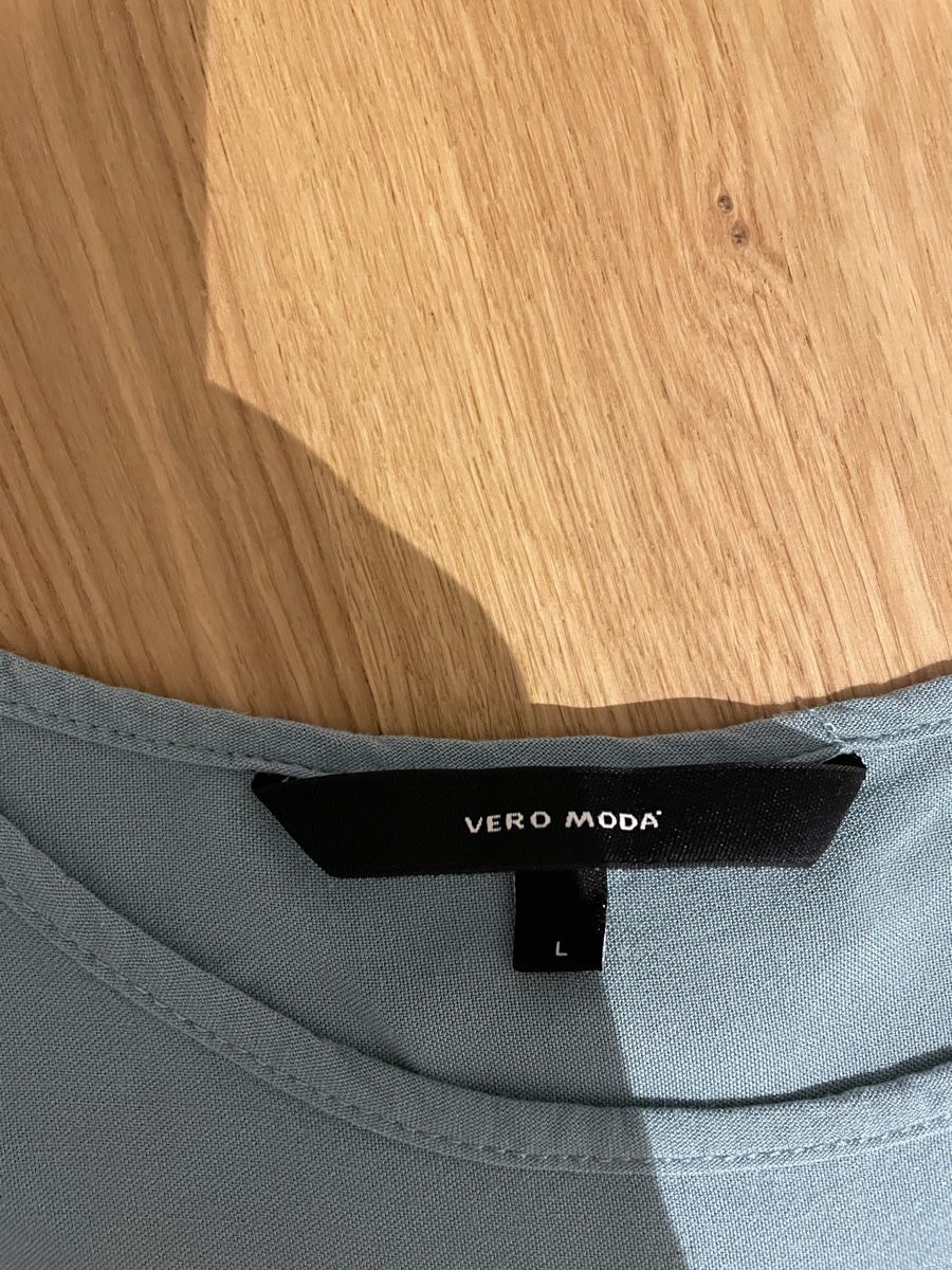 Vero Moda Lotti di vestiti: Damen T-Shirts – Usato da Chur venduto da buc_6tcp 4