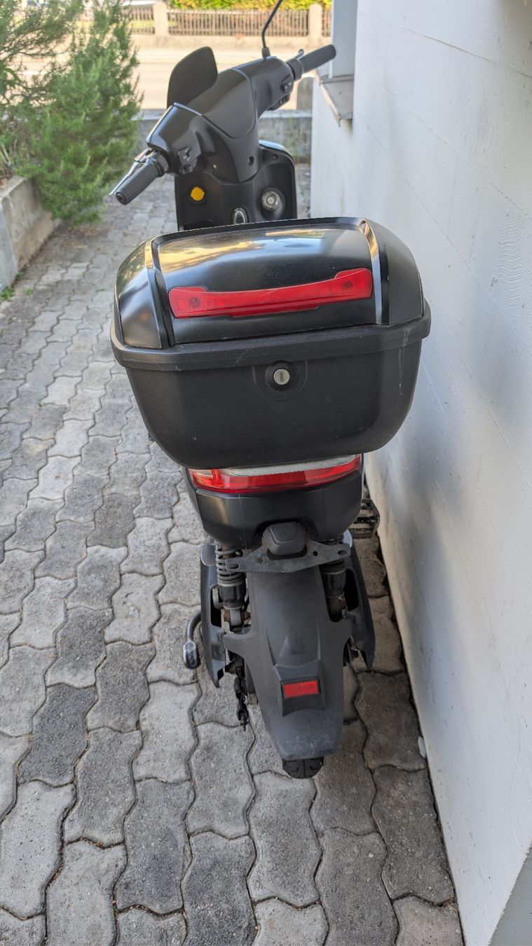 Autres: Elektro Roller – Défectueux à Luzern par Najm_A 1