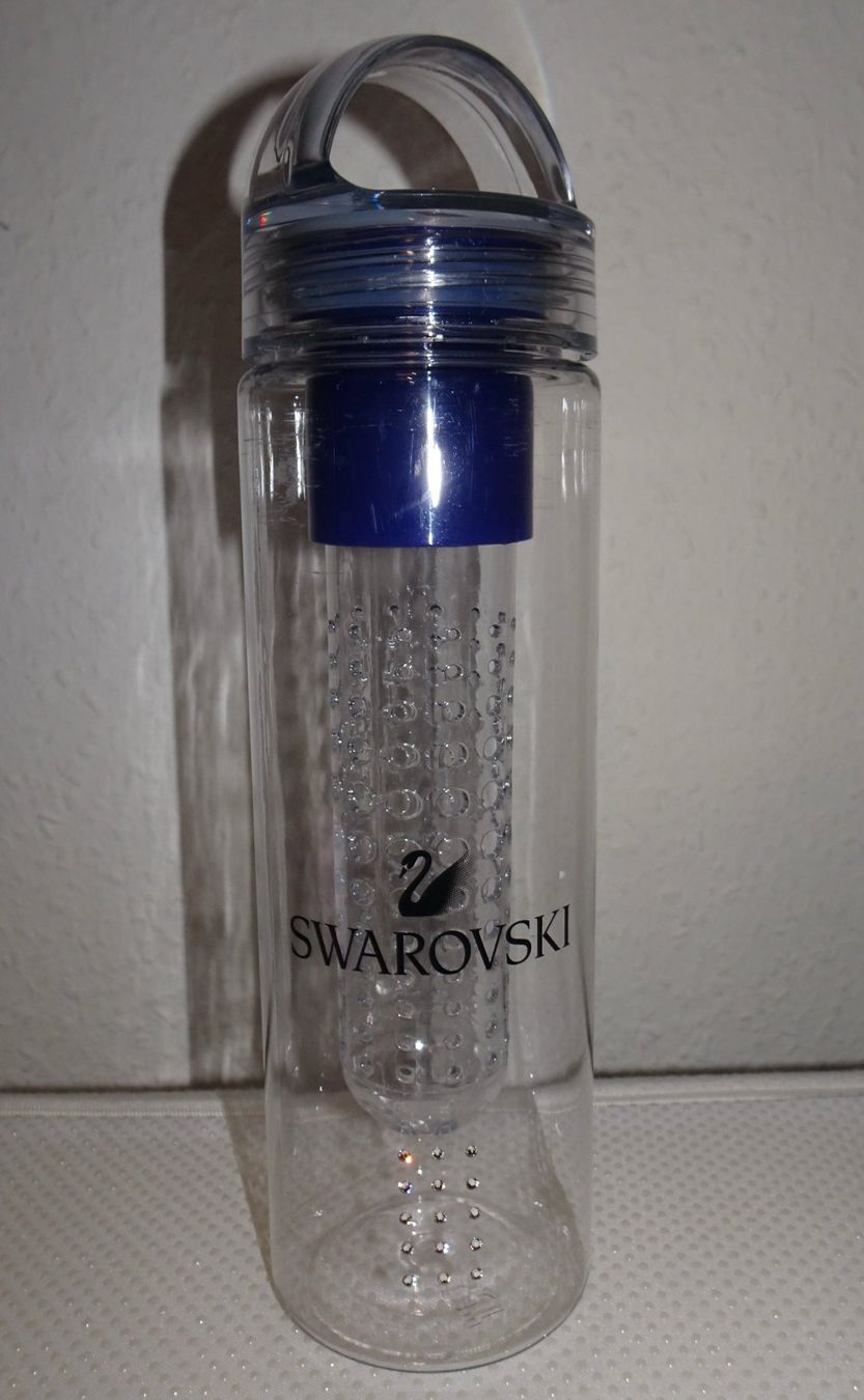 Borracce & Thermos: Gourde Swarovski, neuve – Nuovo e nell'imballaggio originale da Châtelaine venduto da fil_7lqg 1