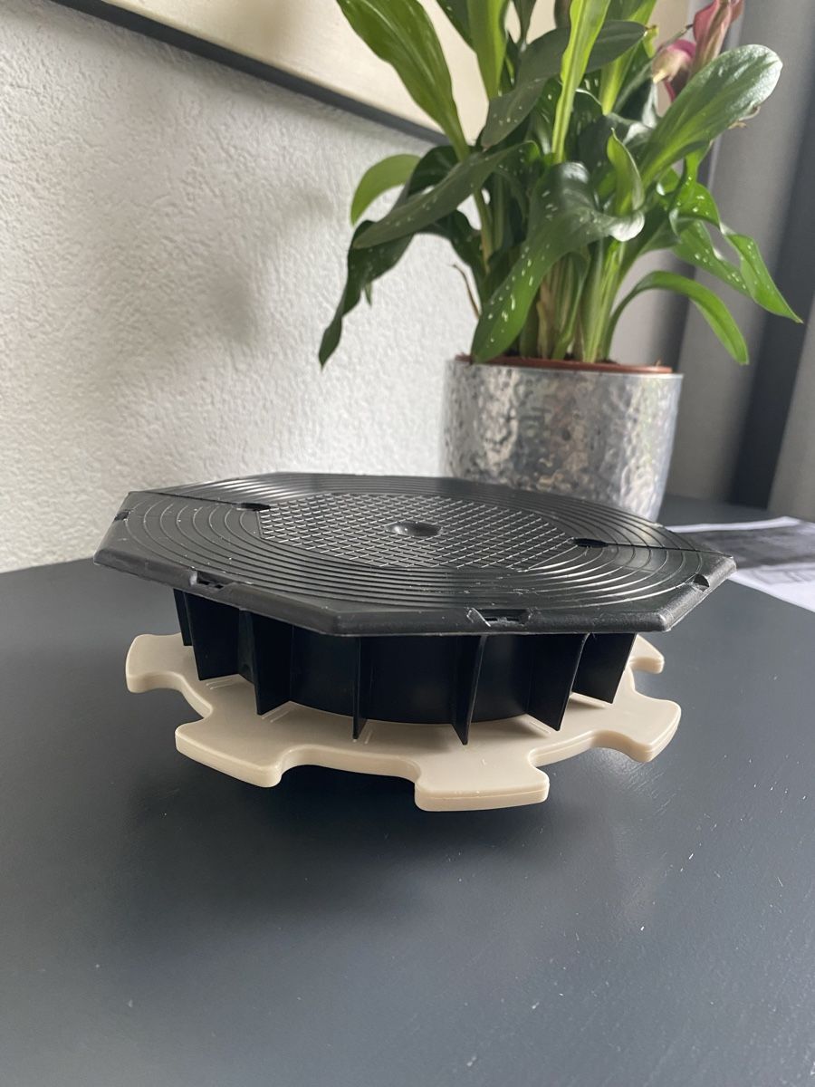 Tutti gli attrezzi: Plot pour terrasse réglable en hauteur de 40mm à 100mm – Nuovo e nell'imballaggio originale da Echallens venduto da 1961zap 2