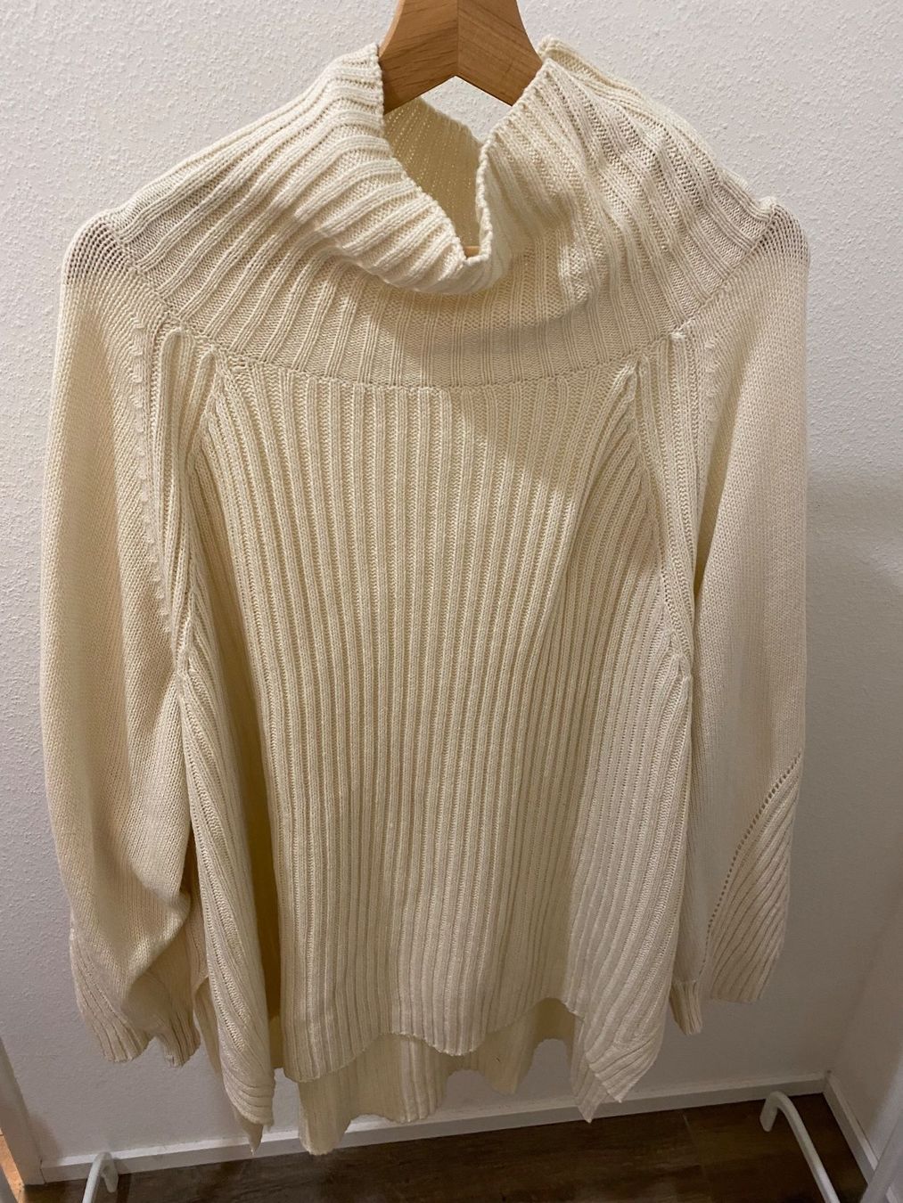 Shein Maglioni & Felpe: Strickpullover creme Gr. 56 / 58 / 60 – Usato da Pratteln venduto da a23_j2gs
