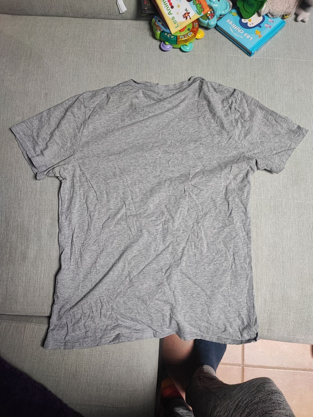 Levi's T-shirt: T-Shirt Levis taille M – Usato da Vullierens venduto da Saway 1