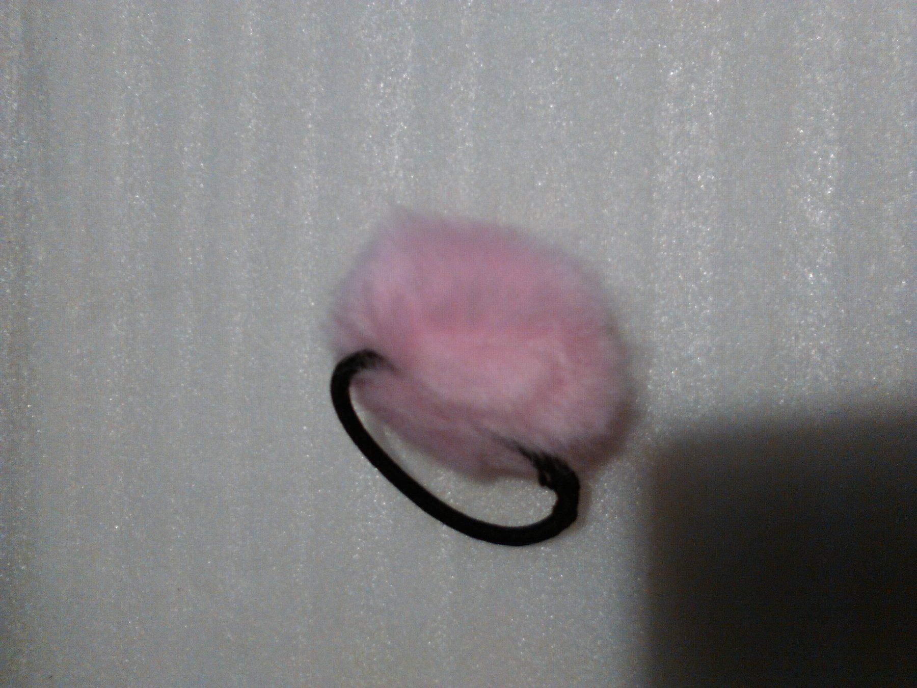 Accessoires pour cheveux: HAARGUMMI;roserot  pelz – Neuf (Voir description) à Basel par bijoutrie_4 4