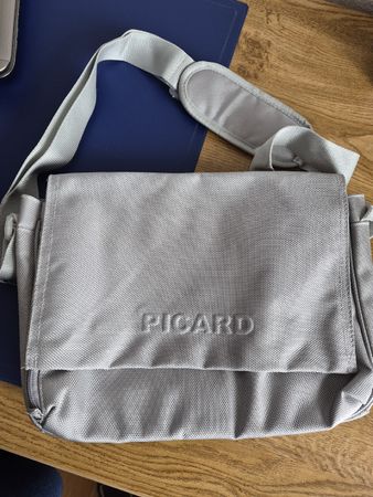 Graue Picard Umhängetasche - Ideal für den Sommer! Neu