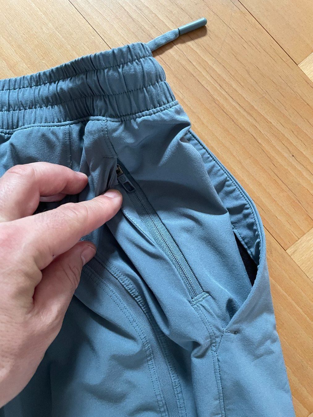 Lululemon Hosen: lululemon Trainingsshorts, Herren, Gr. L, Blau – Gebraucht aus Zürich von pba_original 5