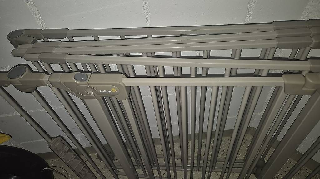 Altro: Absperrgitter / Kaminschutzgitter – Usato da Ebnet venduto da stfa01