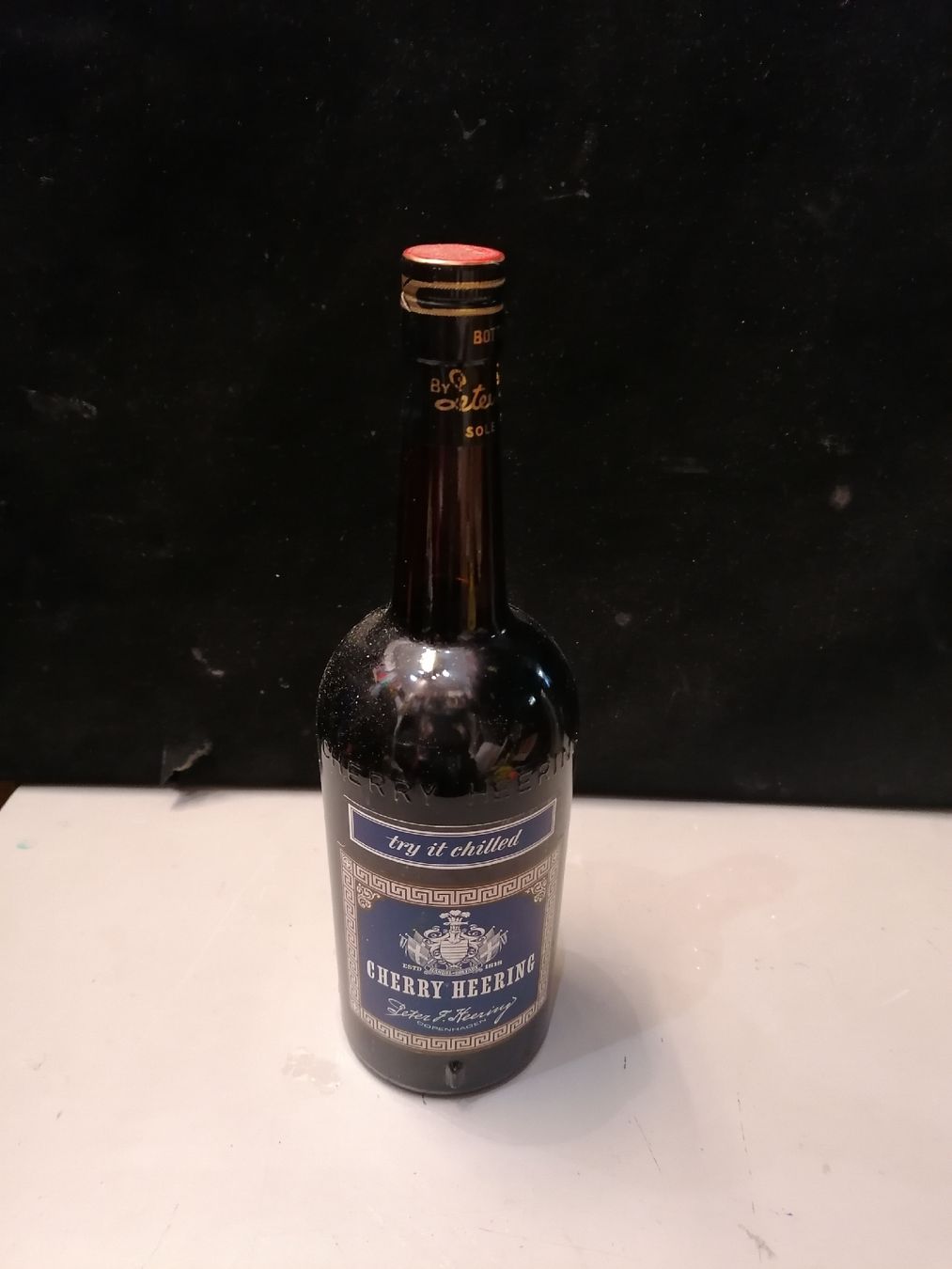 Bevande alcoliche: Liqueur Cherry Heering, Danemark. Vintage. – Nuovo (secondo la descrizione) da Genève venduto da Leboucheoreilles 7