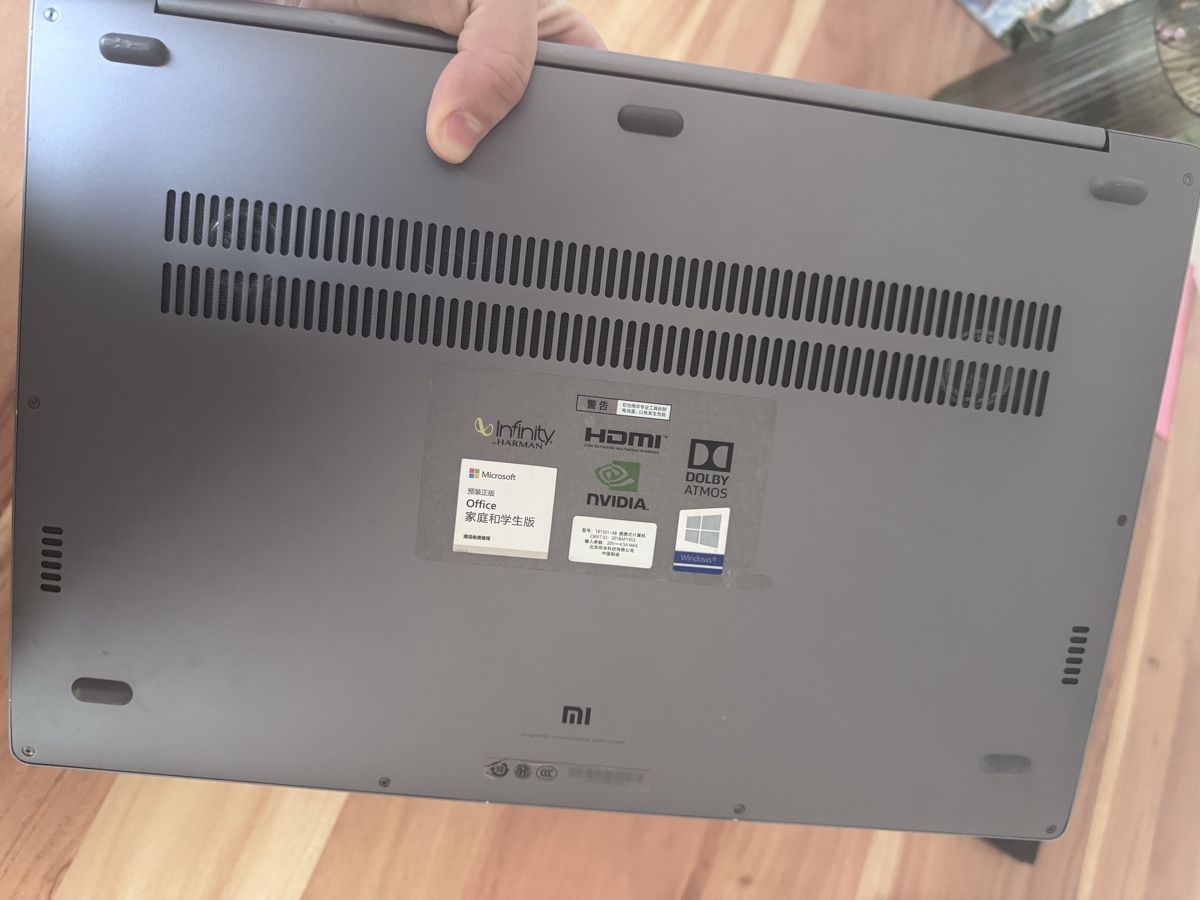 Xiaomi Notebooks: Xiaomi Mi Notebook Pro 15.6" - working Condition! – Gebraucht aus Zürich von A.Yandulskaia 2