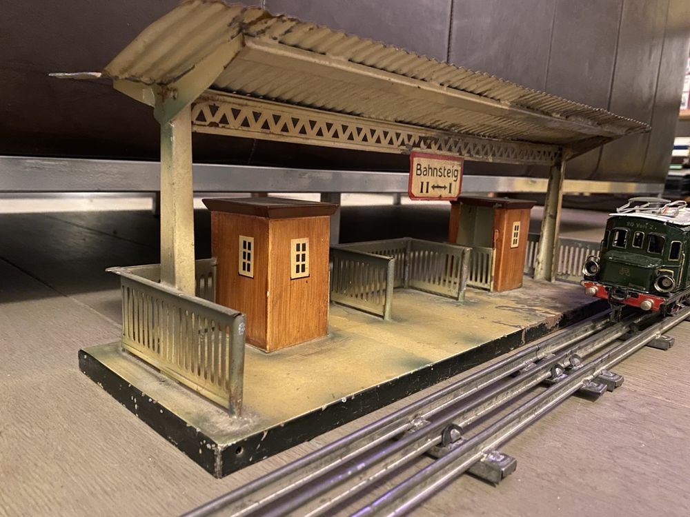 Modellbahn-Doppelbahnsteig Mit Rampen - Perfekt Für OO/HO Spurweite Aus Präzisem MDF
