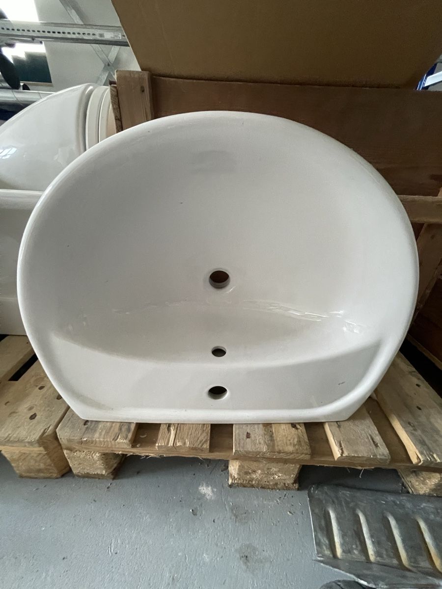 Lavabi & lavandini: Waschtisch NEU – Nuovo (secondo la descrizione) da Flawil venduto da Mpower171