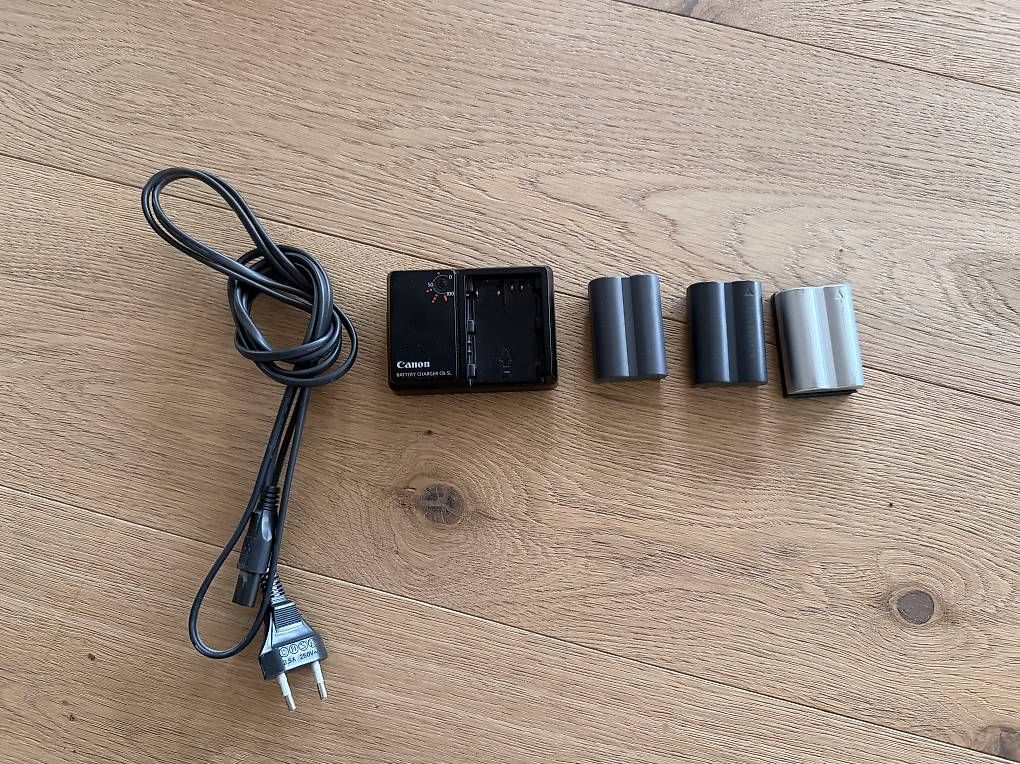 Altri Accessori: Canon Battery Ladegerät CB-5L – Usato da Grenchen venduto da Daume