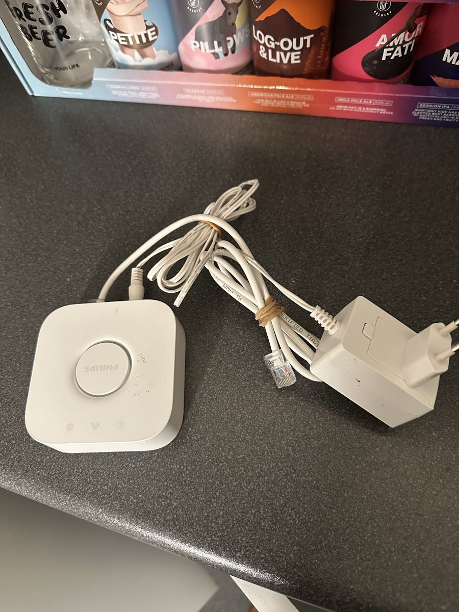 Philips Hub & Switch: Philips Hue Bridge – Usato da Burgdorf venduto da Breton